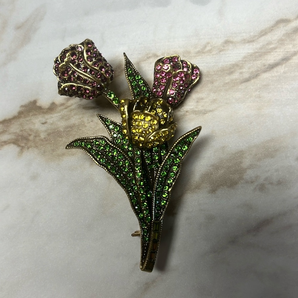 Heidi Daus pin